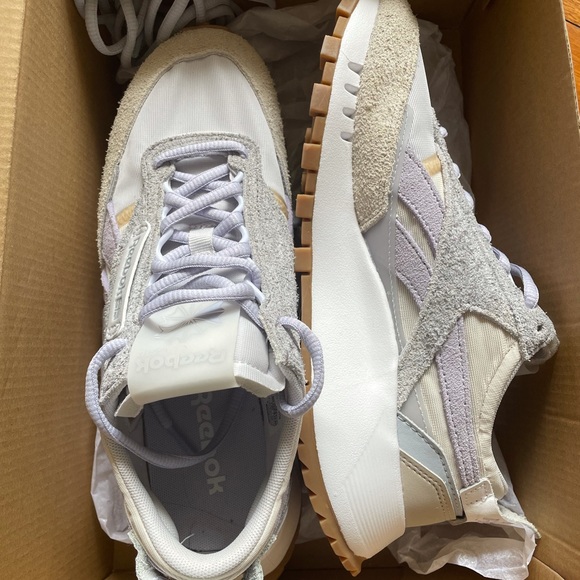 Reebok Classic Legacy Runners - Neutral tones (beige, grey, lilac) UK 5, EU 37.5 - Picture 4 of 11